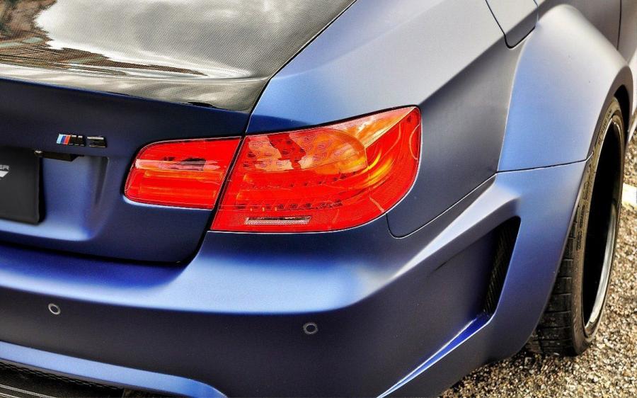  BMW M3 GTRS3 Black Version by Vorsteiner 2012 года  (фото 3 из 32)